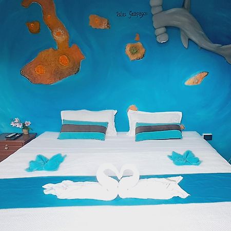 Suite Galarous Island بويرتو أيورا المظهر الخارجي الصورة